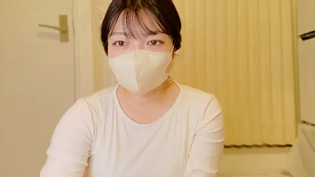   Yui  online show from 11, 5, 2026