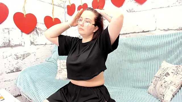 Snapshot of Sweetie_Rozzy chatting on 7, 5, 2026 Sweetie Rozzy online show from 7, 5, 2026