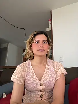 Snapshot of milablossom01 chatting on 12, 6, 2026 milablossom01 online show from 12, 6, 2026