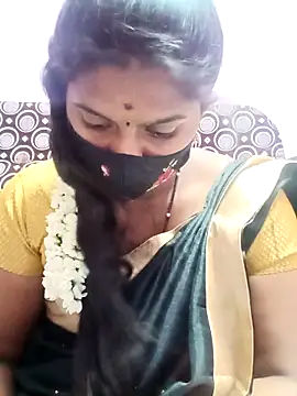 Snapshot of Tamil_Hot_Anu chatting on 2, 5, 2026 Tamil Hot Anu online show from 2, 5, 2026