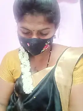 Snapshot of Tamil_Hot_Anu chatting on 15, 5, 2026 Tamil Hot Anu online show from 15, 5, 2026