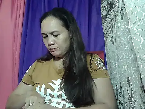 prettymomma24xx online show from 3, 6, 2026