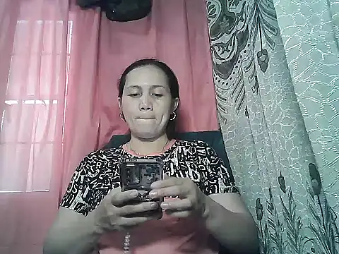 prettymomma24xx online show from 20, 3, 2026