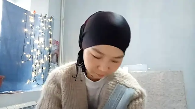 VuiCutie online show from 9, 1, 2026