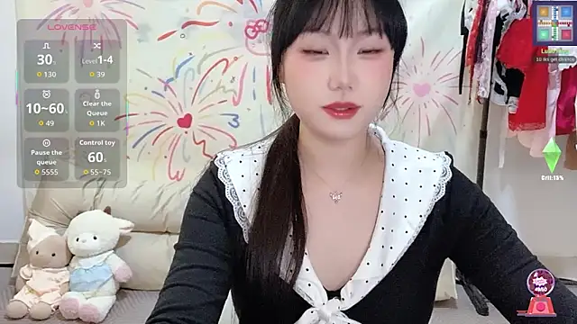 xiaoguai99 online show from 15, 4, 2026