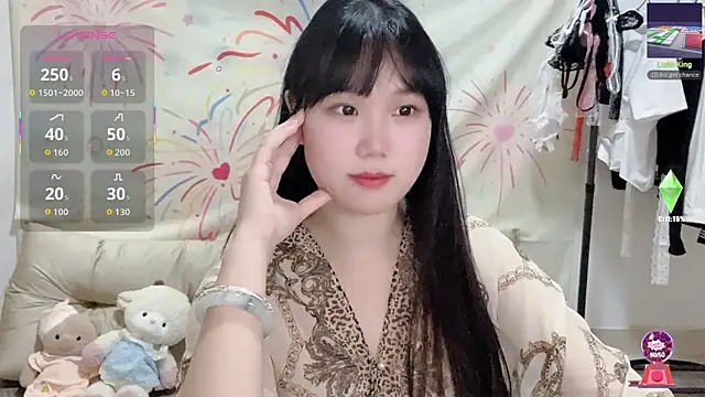 xiaoguai99 online show from 13, 6, 2026