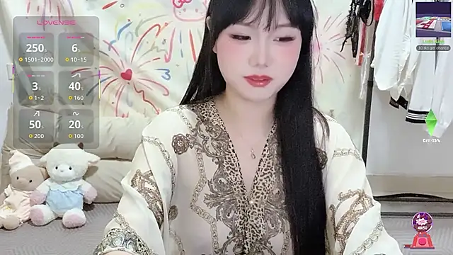 xiaoguai99 online show from 12, 5, 2026