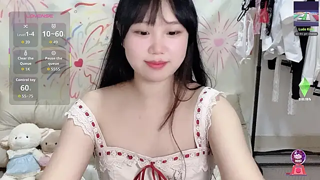 xiaoguai99 online show from 15, 6, 2026