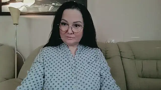 infinity loveliness online show from 23, 4, 2026