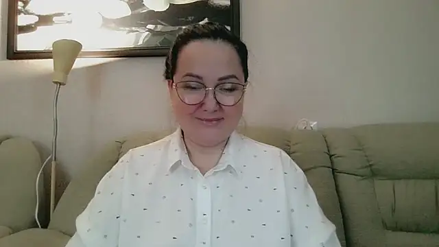 infinity loveliness online show from 5, 4, 2026