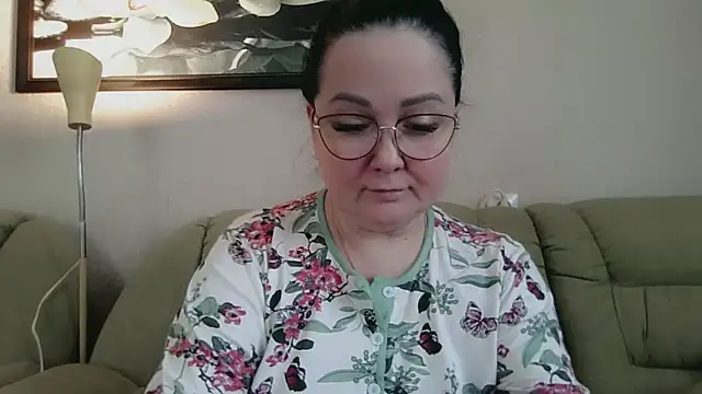 infinity loveliness online show from 12, 4, 2026