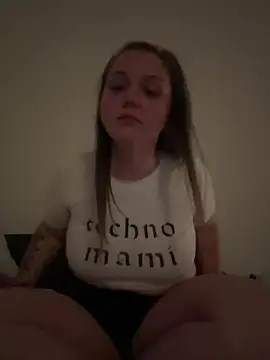 DaisyBaizee online show from 24, 5, 2026