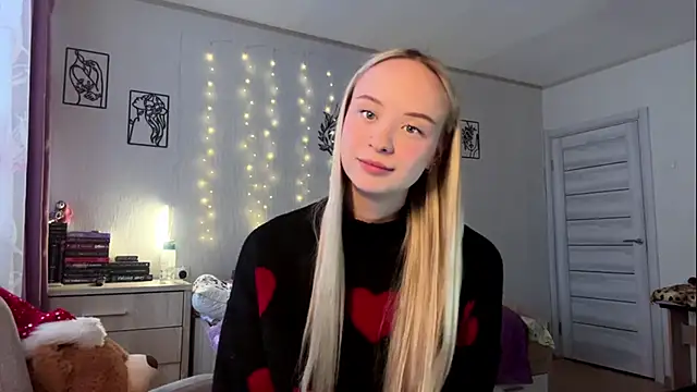 LatashiaOrcutt online show from 11, 1, 2026