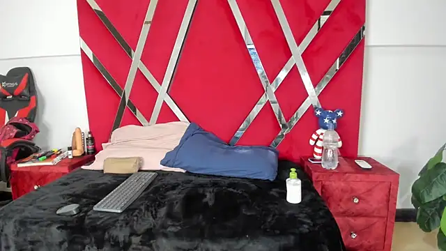 aishaxht online show from 25, 3, 2026