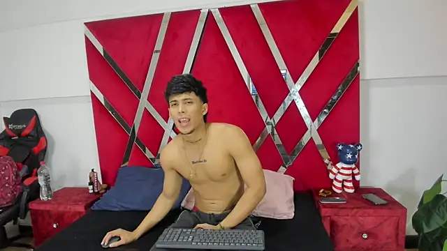 aishaxht online show from 20, 3, 2026