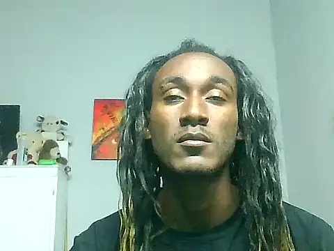 fetichefantasi24cm online show from 14, 1, 2026