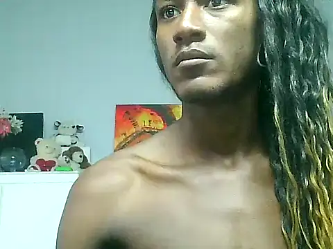 fetichefantasi24cm online show from 6, 1, 2026