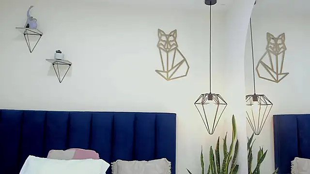 Snapshot of mayaevansmg chatting on 19, 2, 2026 mayaevansmg online show from 19, 2, 2026