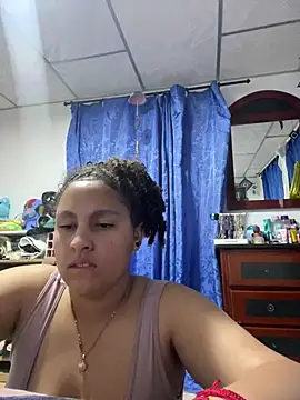 Selene Voon online show from 16, 4, 2026