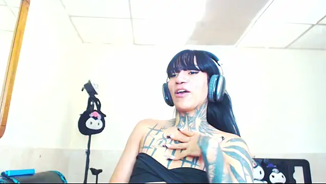 jazmin wolf online show from 7, 5, 2026