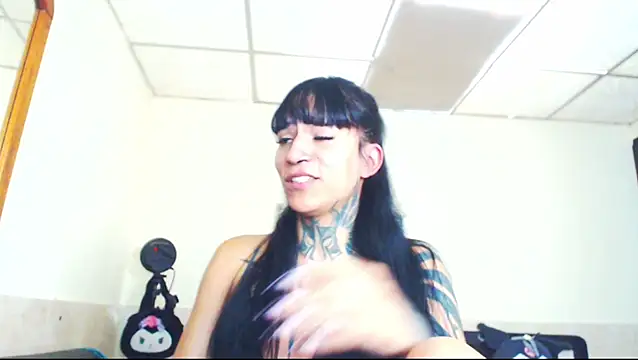jazmin wolf online show from 20, 5, 2026