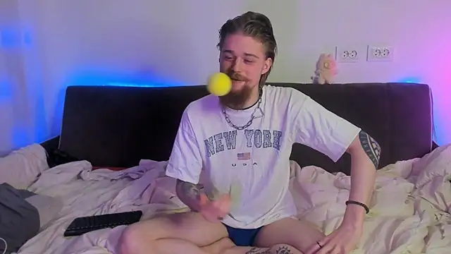 Lev Miller online show from 6, 3, 2026