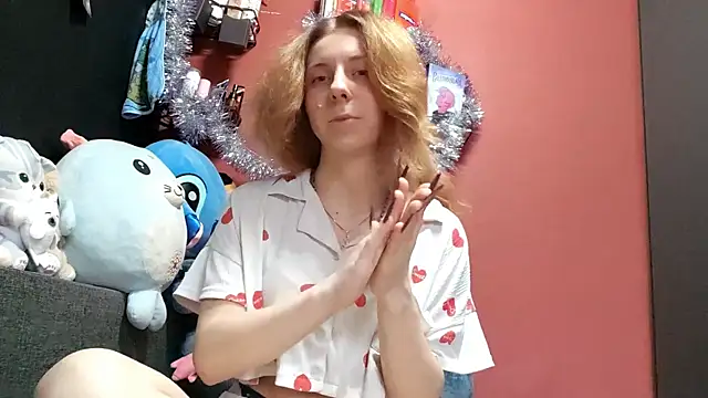 TiaraHenegan online show from 11, 1, 2026