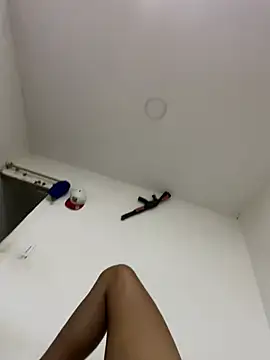 leon97hot online show from 11, 1, 2026