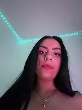 Marisa ass online show from 17, 5, 2026