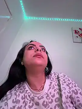 Marisa ass online show from 21, 4, 2026