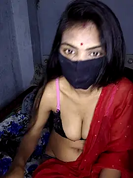 Snapshot of rani_coupleee chatting on 9, 2, 2026 rani coupleee online show from 9, 2, 2026