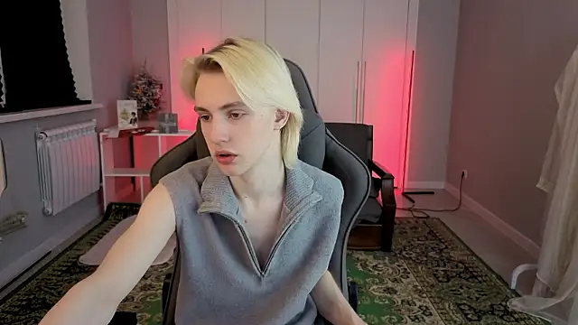 lucidangelok1 online show from 15, 3, 2026