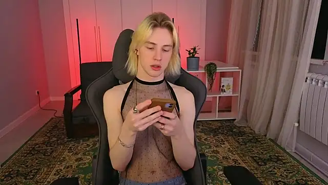 lucidangelok1 online show from 5, 5, 2026