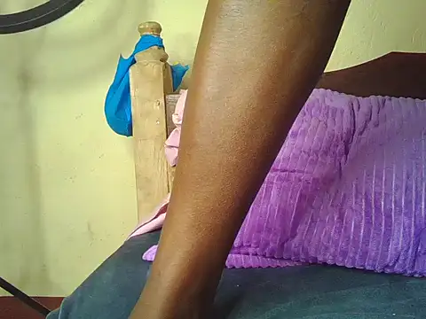 Mynie90006 online show from 9, 1, 2026