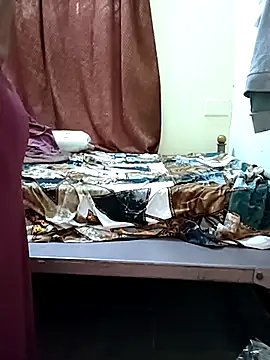 Snapshot of Meena_Meenakshi chatting on 2, 3, 2026 Meena Meenakshi online show from 2, 3, 2026