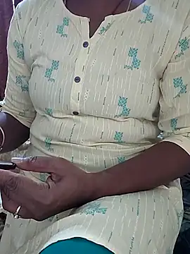 Snapshot of Meena_Meenakshi chatting on 6, 2, 2026 Meena Meenakshi online show from 6, 2, 2026