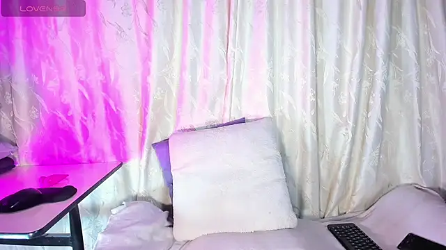 Snapshot of Sue_blue chatting on 19, 1, 2026 Sue blue online show from 19, 1, 2026