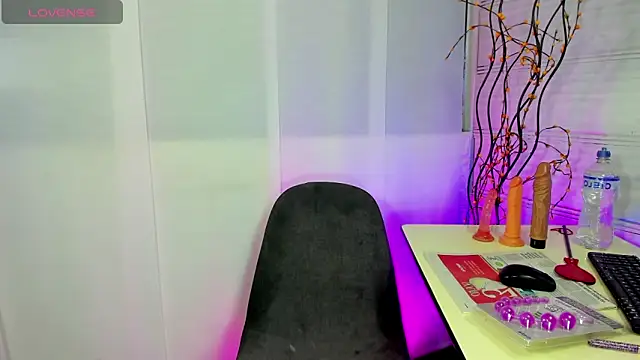 Sue blue online show from 2, 4, 2026