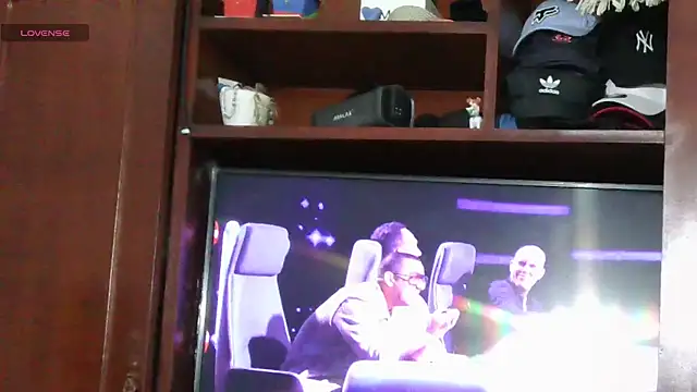 diosa cristal  online show from 17, 4, 2026