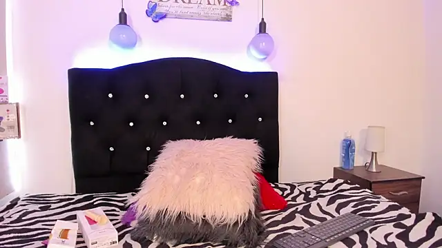 emmy  dreams online show from 14, 1, 2026