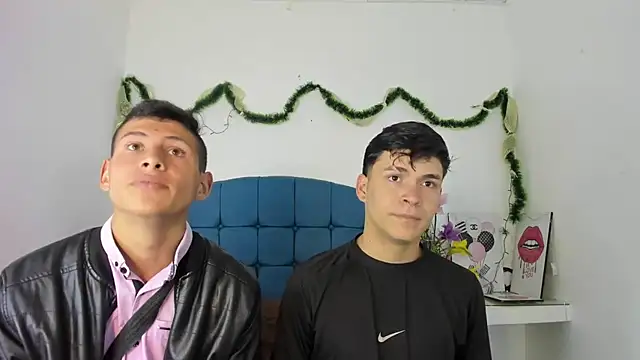 Snapshot of CoupleFire_ chatting on 5, 1, 2026 CoupleFire online show from 5, 1, 2026