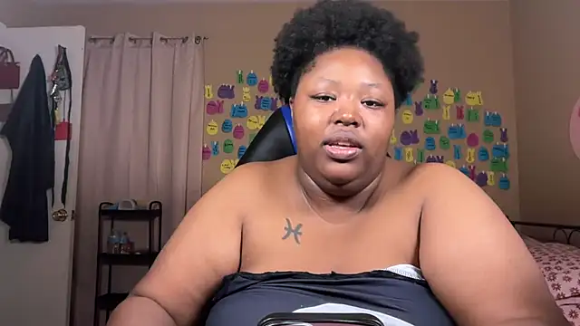 Chocolatebunnyxx96 online show from 14, 7, 2026
