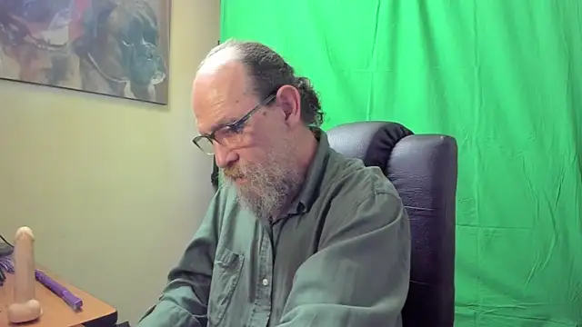 Uncle Hottie online show from 15, 4, 2026