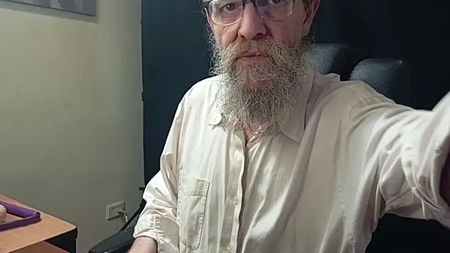 Uncle Hottie online show from 2, 4, 2026