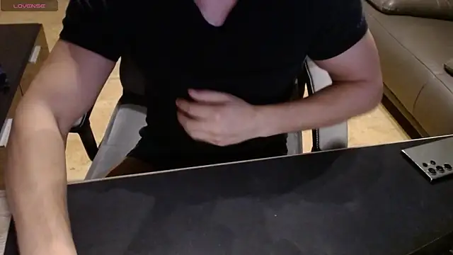 sensualman90 online show from 7, 2, 2026