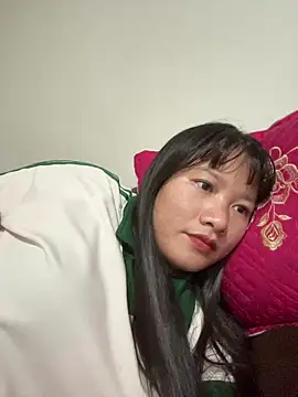 Snapshot of Suni-ii chatting on 5, 5, 2026 Suni-ii online show from 5, 5, 2026
