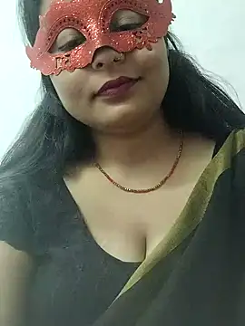 Snapshot of Cute-angle-1 chatting on 13, 2, 2026 Cute-angle-1 online show from 13, 2, 2026