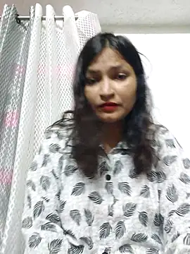 Snapshot of Priyaa_1433 chatting on 19, 6, 2026 Priyaa 1433 online show from 19, 6, 2026