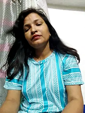 Snapshot of Priyaa_1433 chatting on 19, 6, 2026 Priyaa 1433 online show from 19, 6, 2026