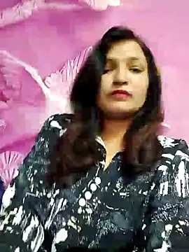 Snapshot of Priyaa_1433 chatting on 9, 7, 2026 Priyaa 1433 online show from 9, 7, 2026